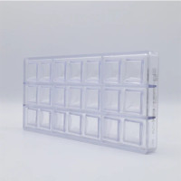 Chcolate World Fiji mould Ruth Hinks 11gm.
